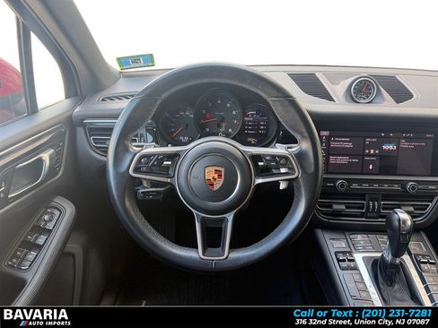 Used 2020 Porsche Macan AWD/4WD image 13