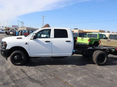 New 2026 RAM 3500 Tradesman image 17