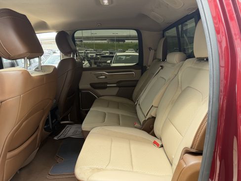 Used 2019 RAM 1500 Laramie RWD image 33