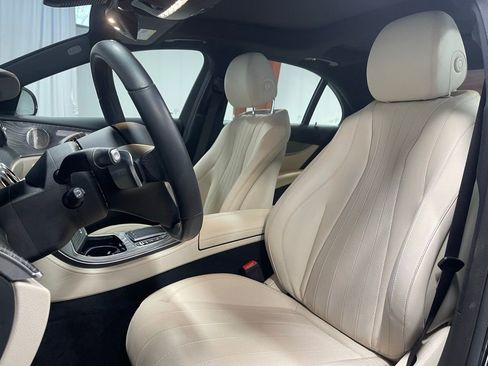 Used 2023 Mercedes-Benz E 350 4MATIC Sedan image 22