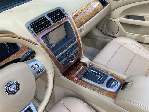 Used 2007 Jaguar XK Convertible RWD image 23