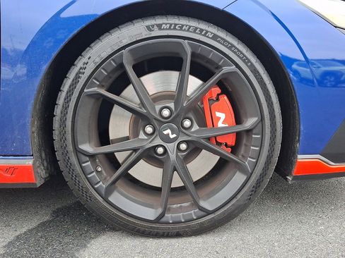 Used 2025 Hyundai Elantra N image 8