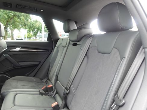 Used 2023 Audi SQ5 Premium Plus w/ Premium Plus Package AWD/4WD image 23