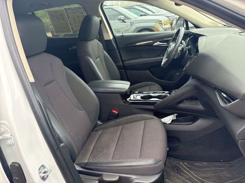 Used 2023 Buick Envision Preferred image 11