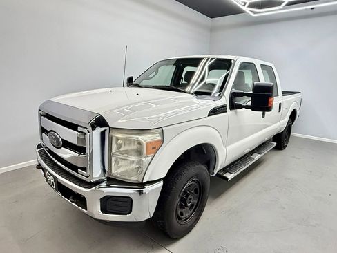 Used 2013 Ford F250 XL w/ PWR Equipment Group image 3