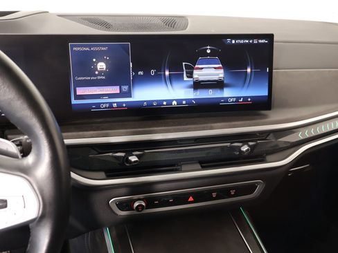 Used 2025 BMW X7 xDrive40i image 5