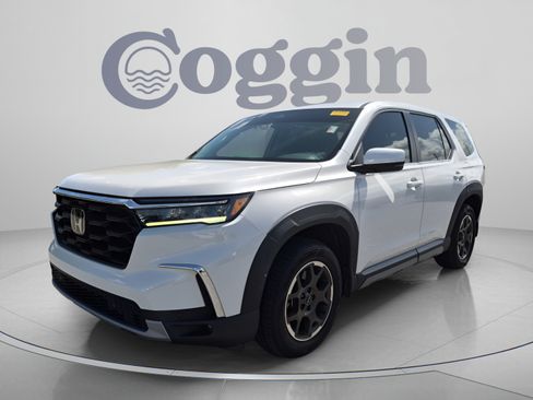 Used 2023 Honda Pilot EX-L image 2