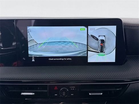 Certified 2025 Nissan Kicks SR image 20