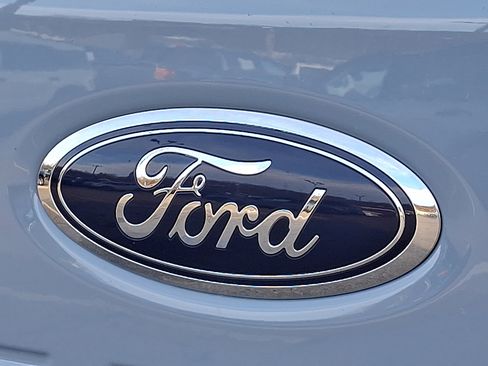 Used 2025 Ford F350 Lariat w/ Lariat Ultimate Package image 29