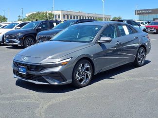 Used 2024 Hyundai Elantra Limited FWD video 1