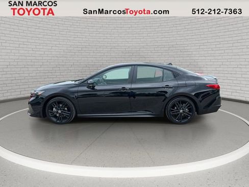 New 2026 Toyota Camry Hybrid image 8