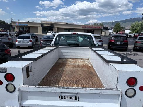 Used 2004 Ford F350 XLT RWD image 5