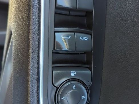 Used 2022 Chevrolet Silverado 1500 LT Trail Boss image 14