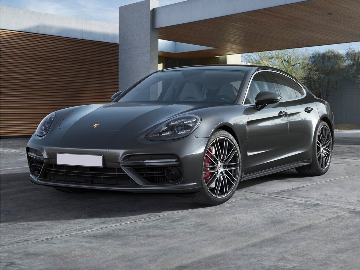 Used 2018 Porsche Panamera 4 AWD/4WD image 3