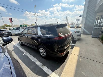 Used 2024 Kia Carnival LX