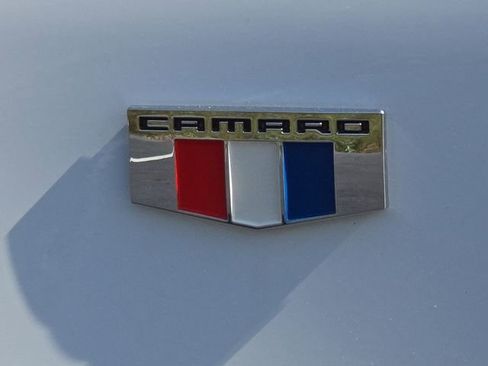 Used 2021 Chevrolet Camaro LT w/ RS Package image 9