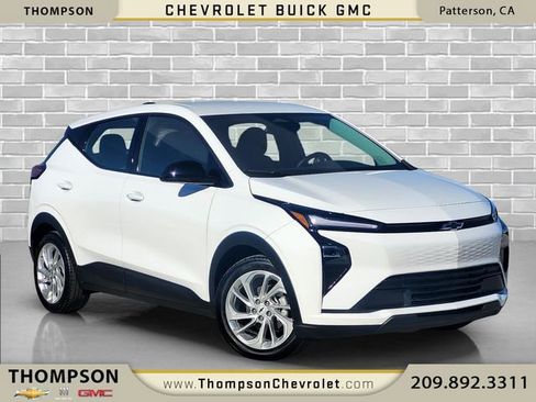 New 2027 Chevrolet Bolt LT w/ Comfort Package FWD image 1
