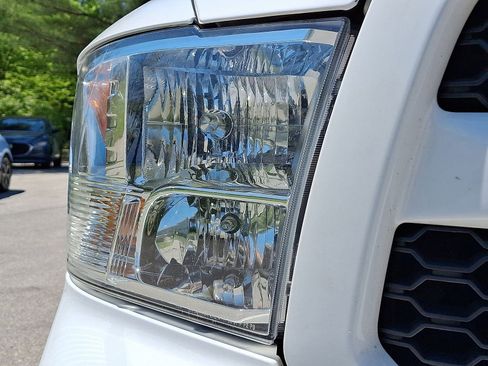 Used 2018 RAM 1500 Express w/ Express Value Package AWD/4WD image 27
