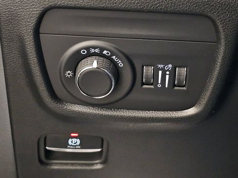 New 2025 Jeep Grand Cherokee L Laredo w/ Luxury Tech Group I AWD/4WD image 26