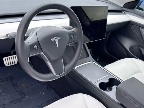 Used 2023 Tesla Model 3 Performance image 13