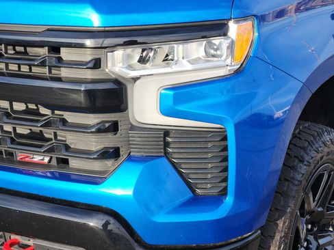 Used 2022 Chevrolet Silverado 1500 LT Trail Boss w/ Protection Package AWD/4WD image 11