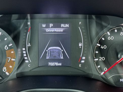 Used 2022 Jeep Compass Latitude FWD image 8