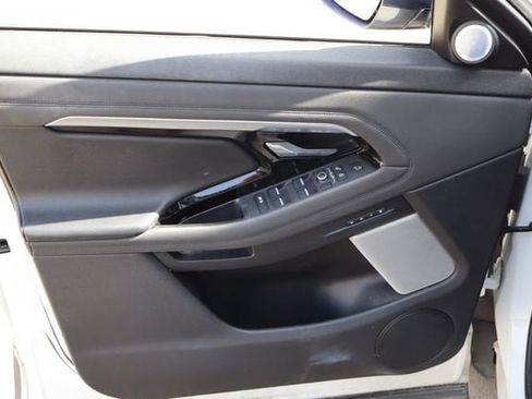 Used 2020 Land Rover Range Rover Evoque SE AWD/4WD image 19