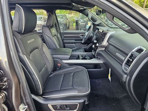 New 2026 RAM 1500 Laramie AWD/4WD image 16