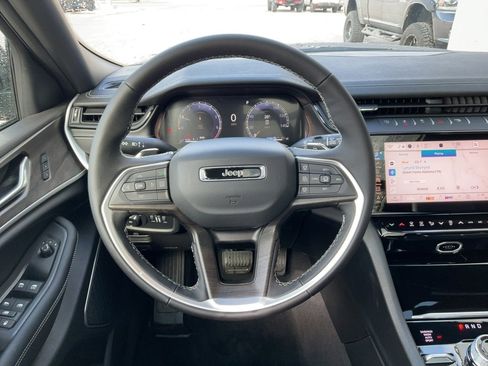 New 2026 Jeep Grand Cherokee Limited image 11