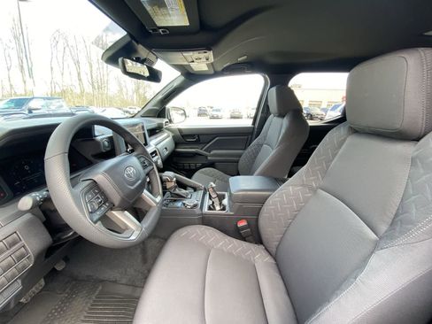 Certified 2025 Toyota Tacoma SR5 w/ SR5 Upgrade Package image 24