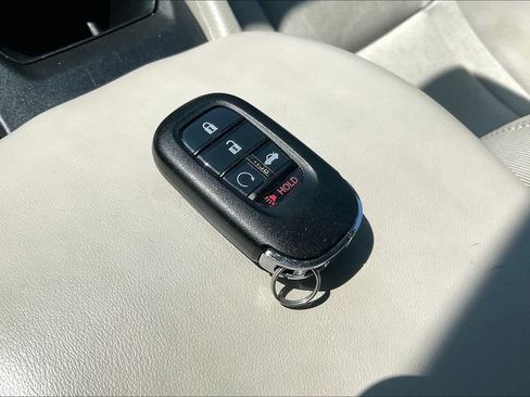 Certified 2024 Honda Accord EX image 31