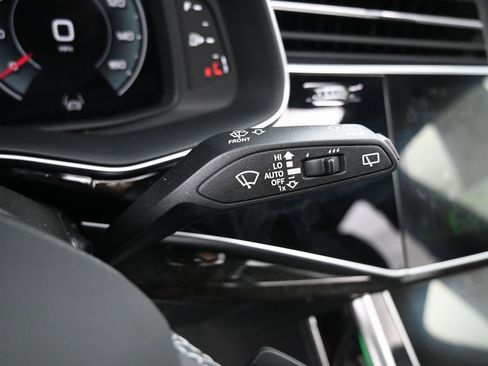 Used 2025 Audi Q7 2.0T Premium Plus w/ Premium Plus Package image 27