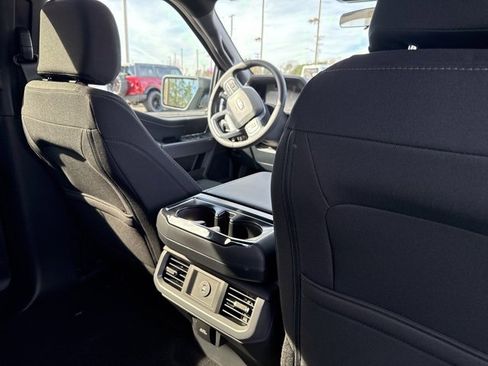 New 2026 Ford F150 XLT w/ XLT Black Appearance Package image 18