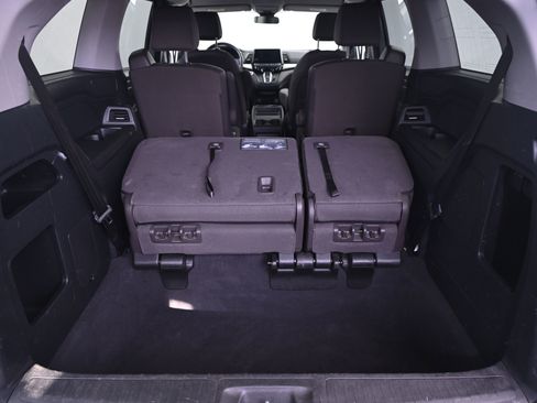 Used 2021 Honda Odyssey EX image 16