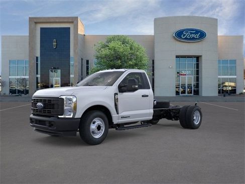 New 2025 Ford F350 XL image 1