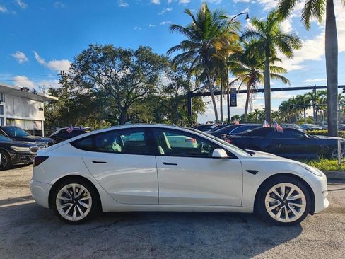 Used 2022 Tesla Model 3 Long Range AWD/4WD image 14