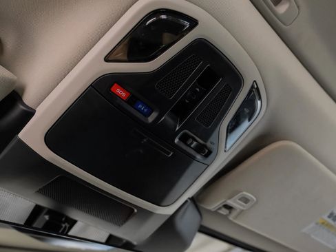 Used 2023 Subaru Outback Limited image 24