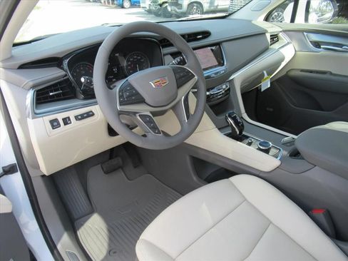 New 2026 Cadillac XT5 Premium Luxury w/ Driver Assist Package FWD image 16
