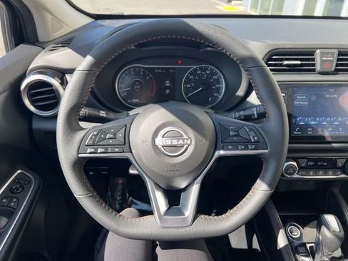 New 2025 Nissan Versa SR w/ Trunk Package image 18