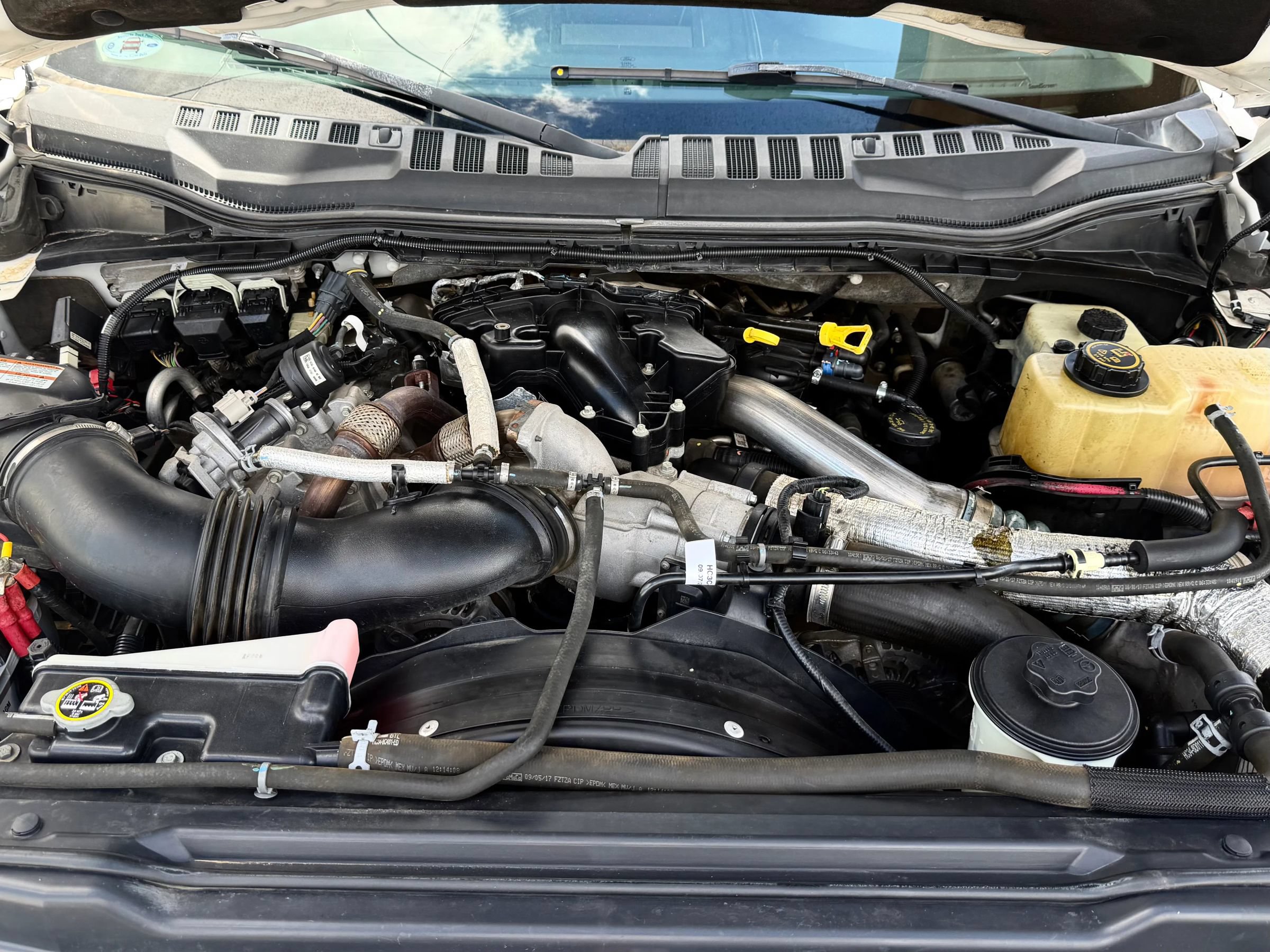 Used 2017 Ford F350 Lariat AWD/4WD image 21