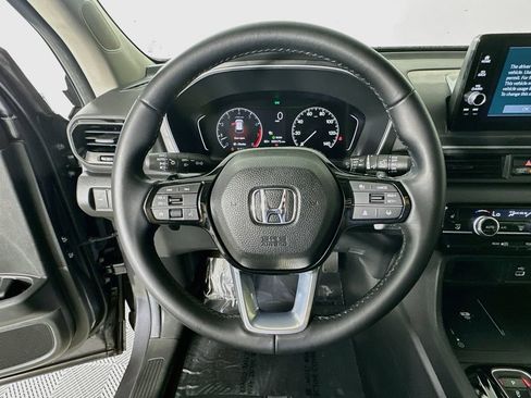 Used 2024 Honda Pilot EX-L image 11