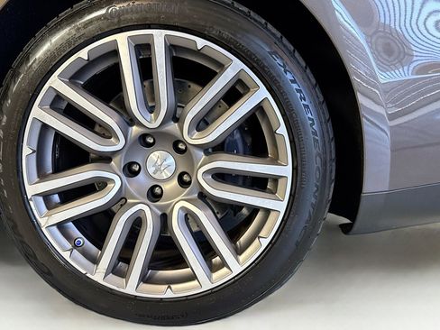 Used 2016 Maserati Ghibli S RWD image 31