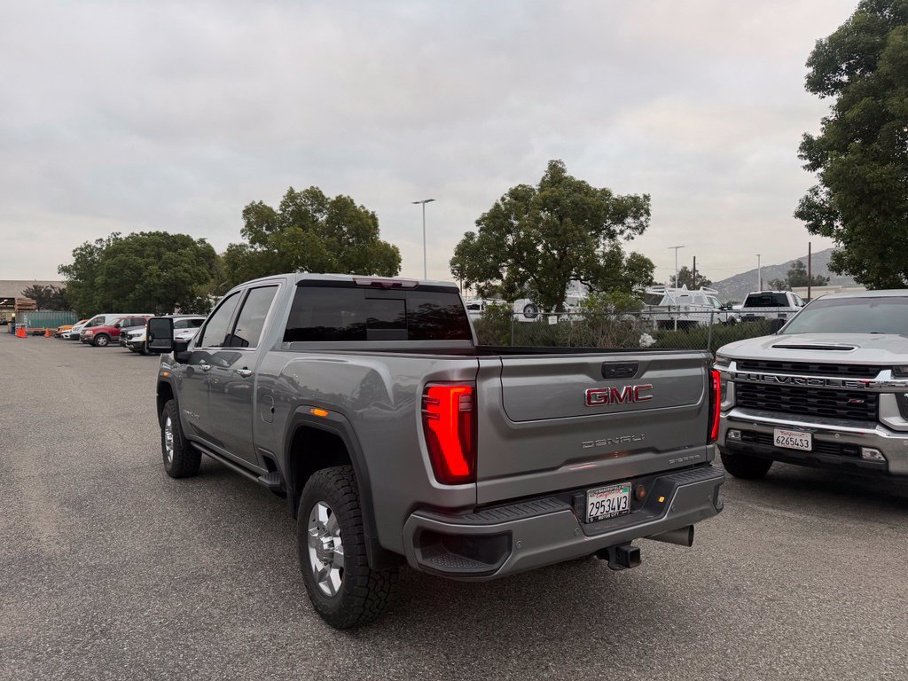 Used 2024 GMC Sierra 2500 Denali w/ Denali Reserve Package AWD/4WD image 4