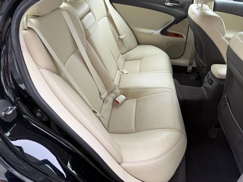 Used 2009 Lexus IS 250 AWD image 11