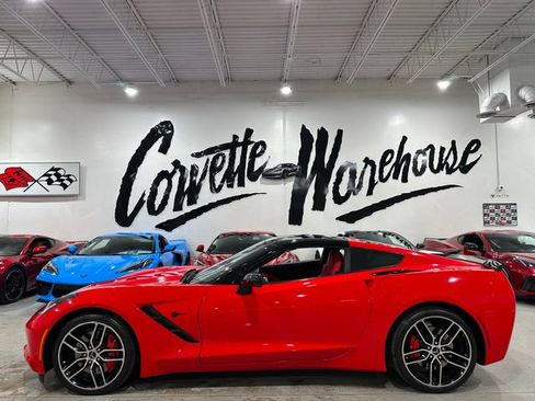 Used 2015 Chevrolet Corvette Stingray Coupe w/ 3LT Preferred Equipment Group RWD image 2