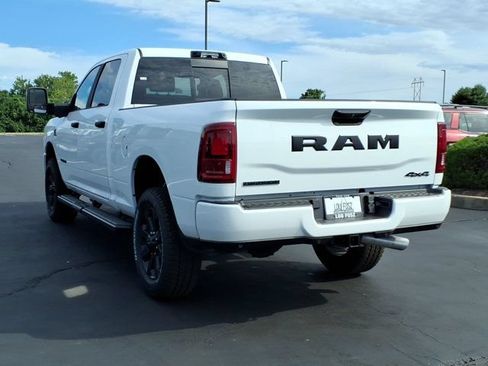New 2026 RAM 3500 Big Horn AWD/4WD image 4