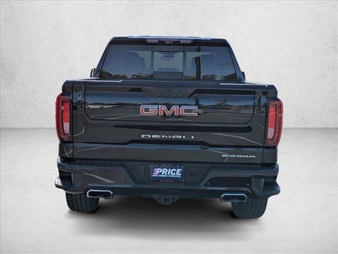 Used 2023 GMC Sierra 1500 Denali w/ Technology Package AWD/4WD image 7