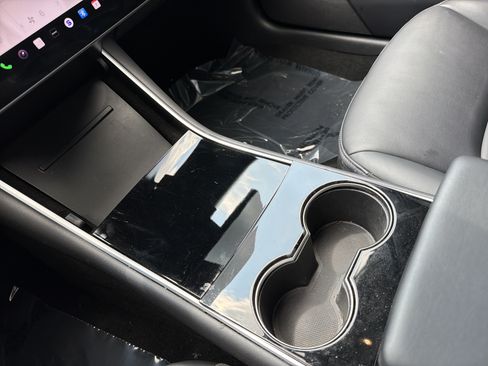 Used 2019 Tesla Model 3 Standard Range Plus RWD image 17