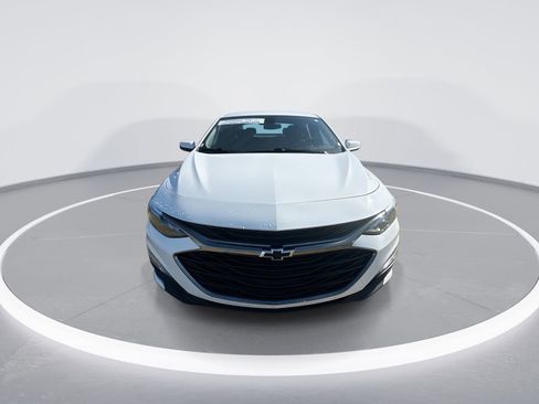 Used 2024 Chevrolet Malibu LT w/ Sport Edition image 3