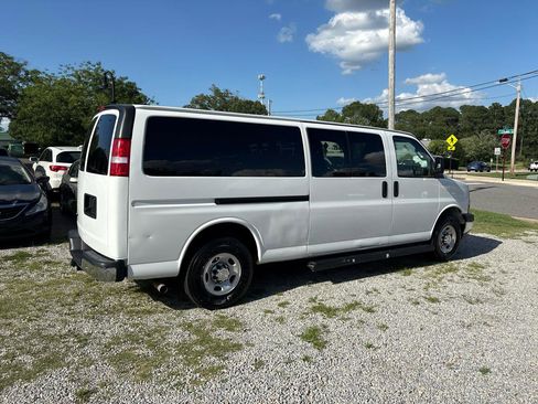 Used 2019 Chevrolet Express 3500 LT w/ LT Preferred Equipment Group RWD image 7